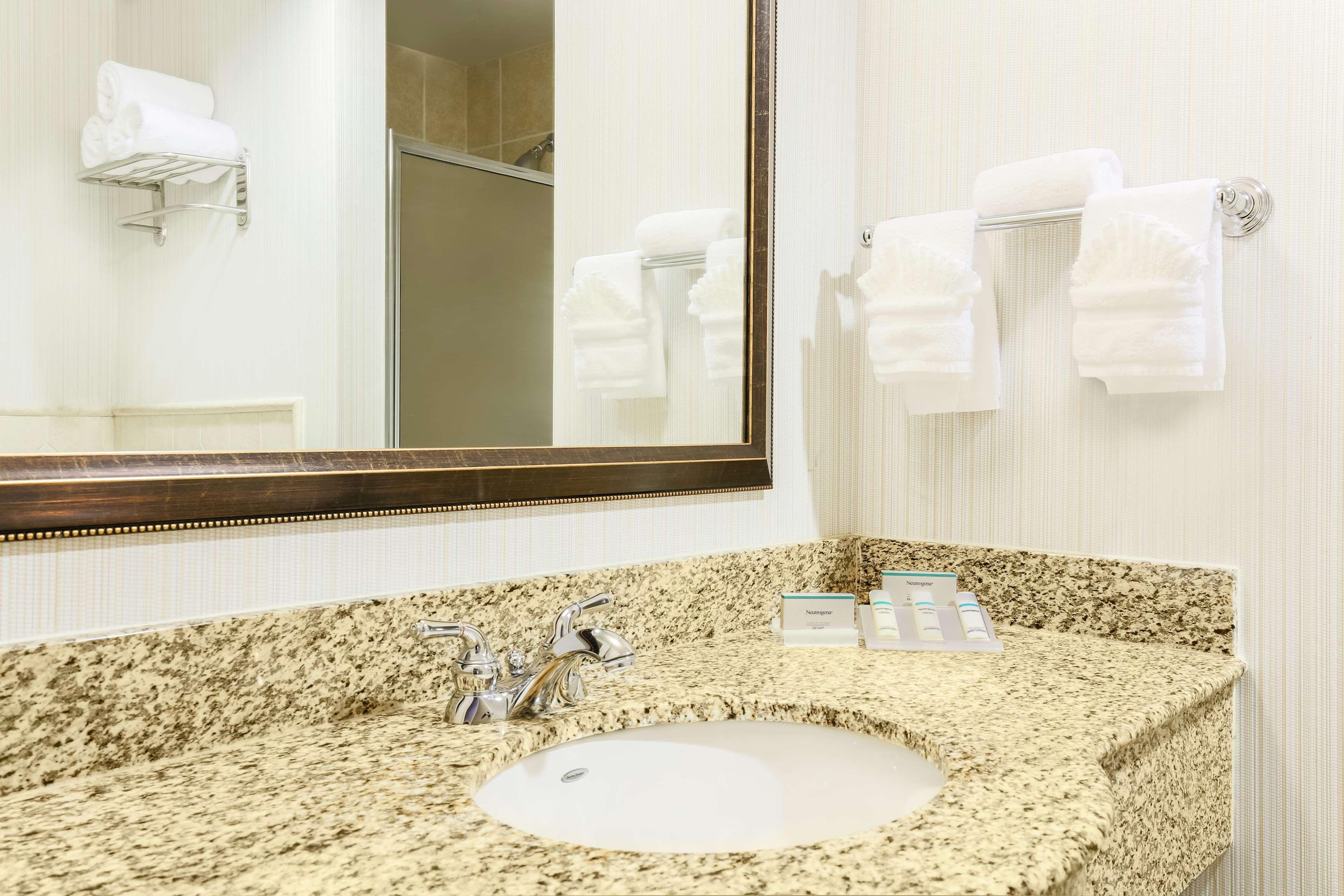 Hilton Garden Inn Dallas Λούισβιλ Εξωτερικό φωτογραφία