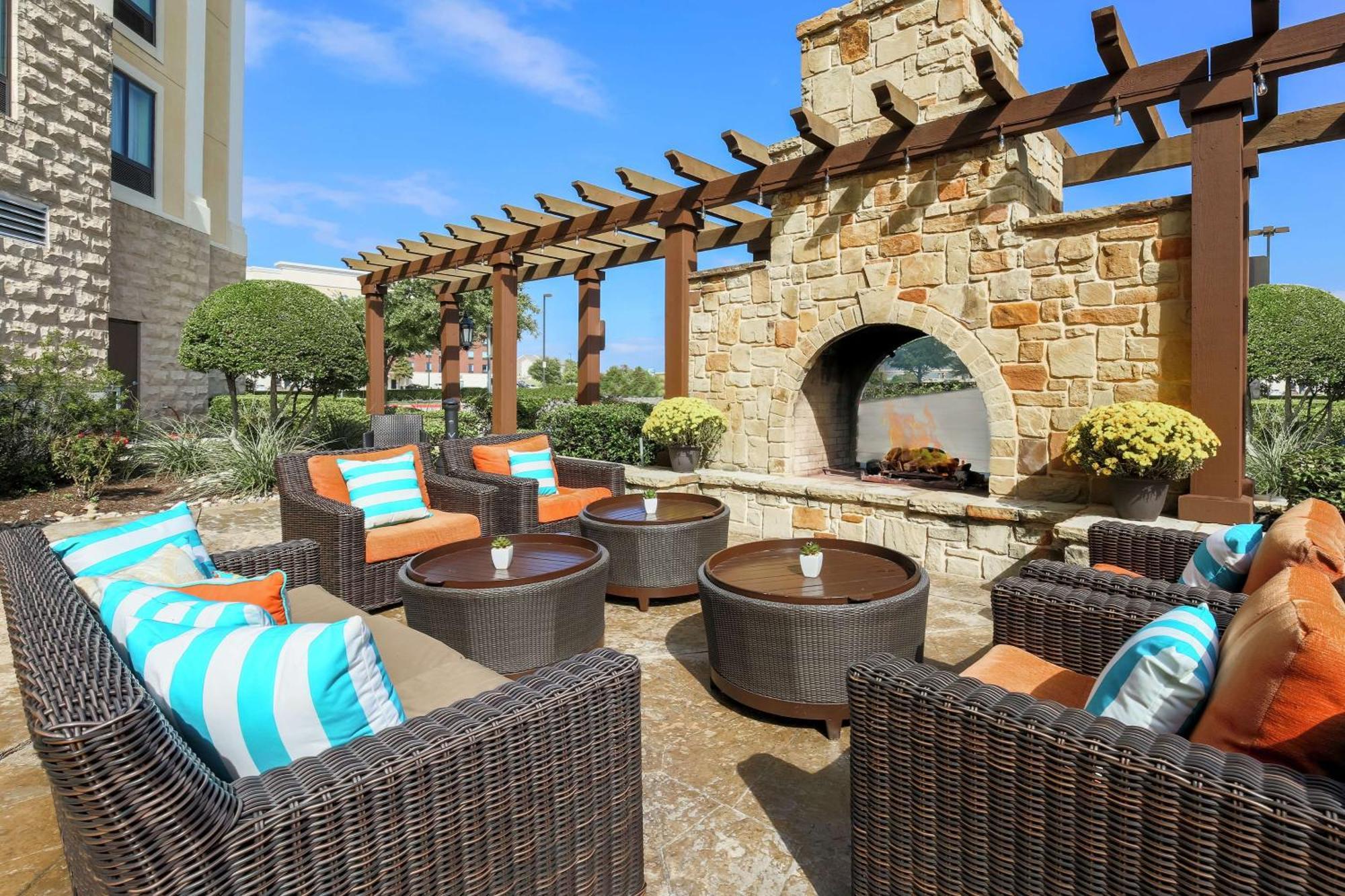 Hilton Garden Inn Dallas Λούισβιλ Εξωτερικό φωτογραφία